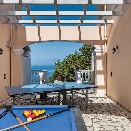 Villa Four-bedroom Alexandros By Konnect, Private Pool & Seaview Kassiopi