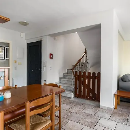 Four-bedroom Alexandros By Konnect, Private Pool & Seaview Villa Kassiopi
