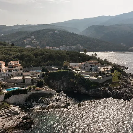 Villa Four-bedroom Alexandros By Konnect, Private Pool & Seaview *